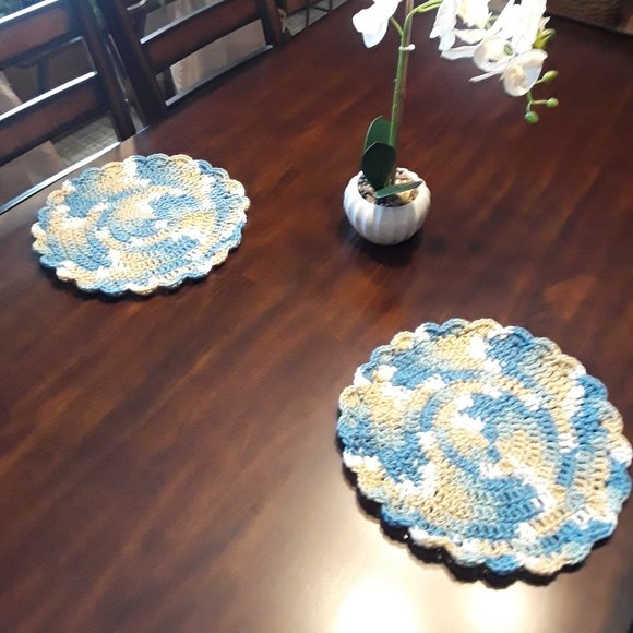 Crochet Bistro Placemats, Bistro Placemats, Placemats, Home Decor, Tableware - Picture 4 of 4